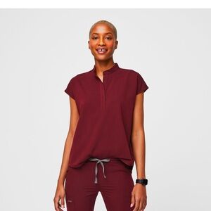 Figs Rafaela Oversized Scrub Top Size Medium Burgundy